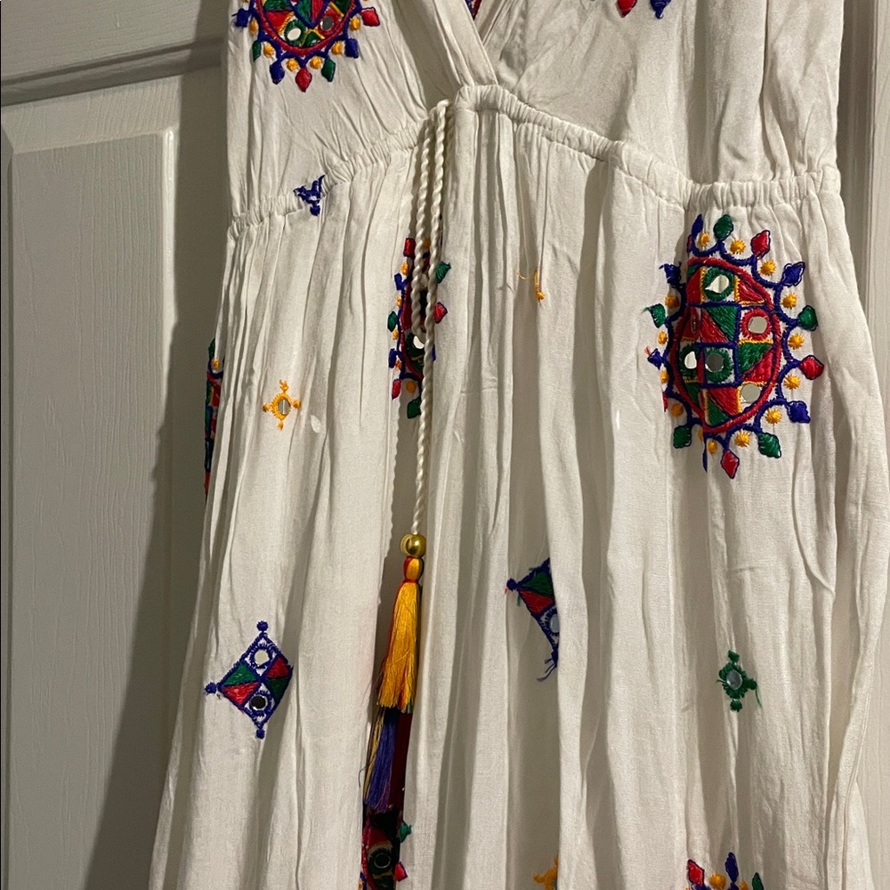 Embroidered White Maxi Dress - Picture 7 of 12